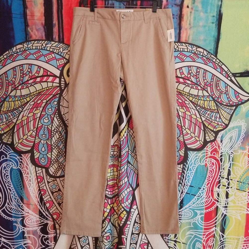 Aeropostale reg skinny sz 12 NWT